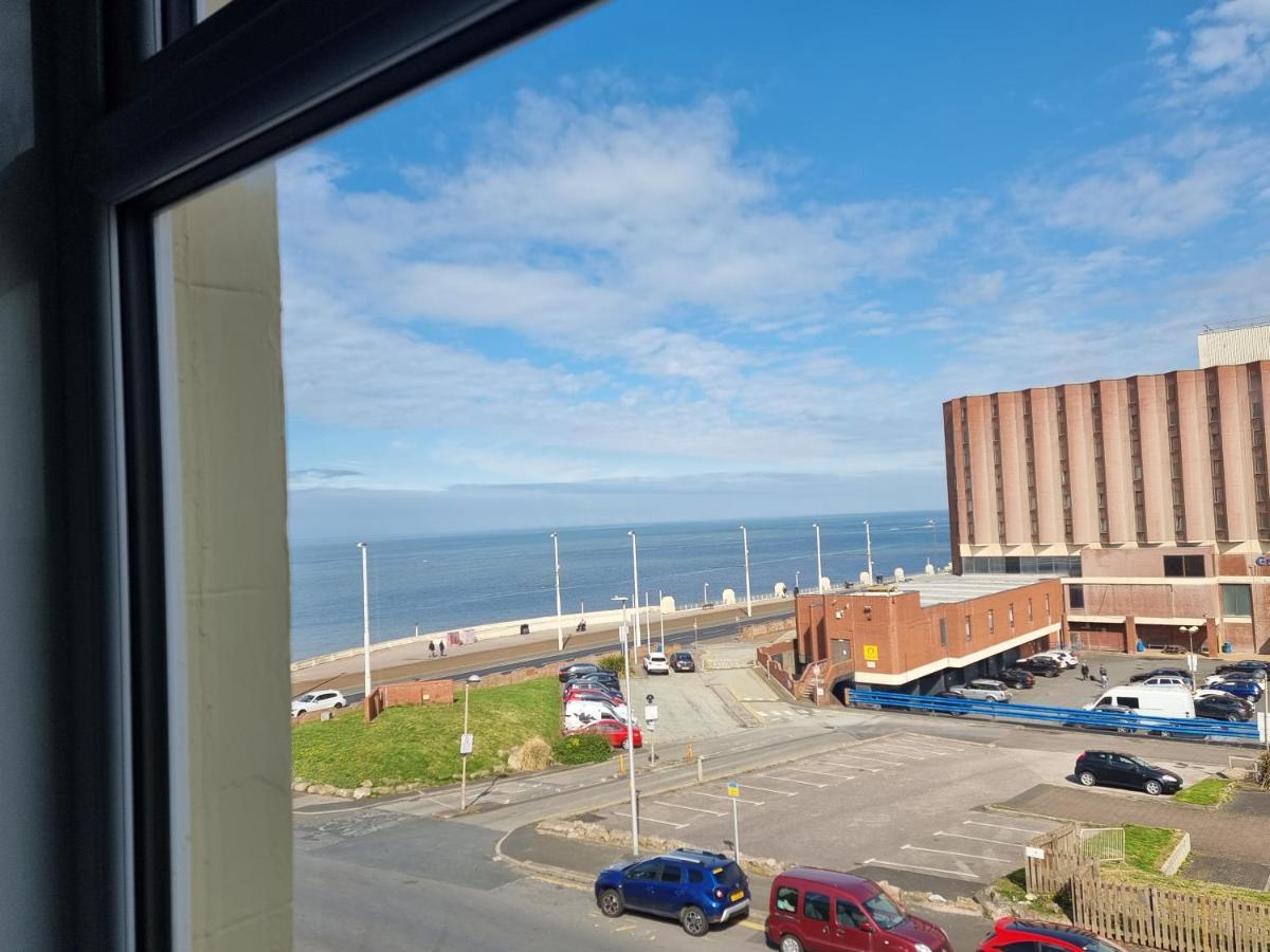 Granada Apartments Derby Road Blackpool Exterior photo