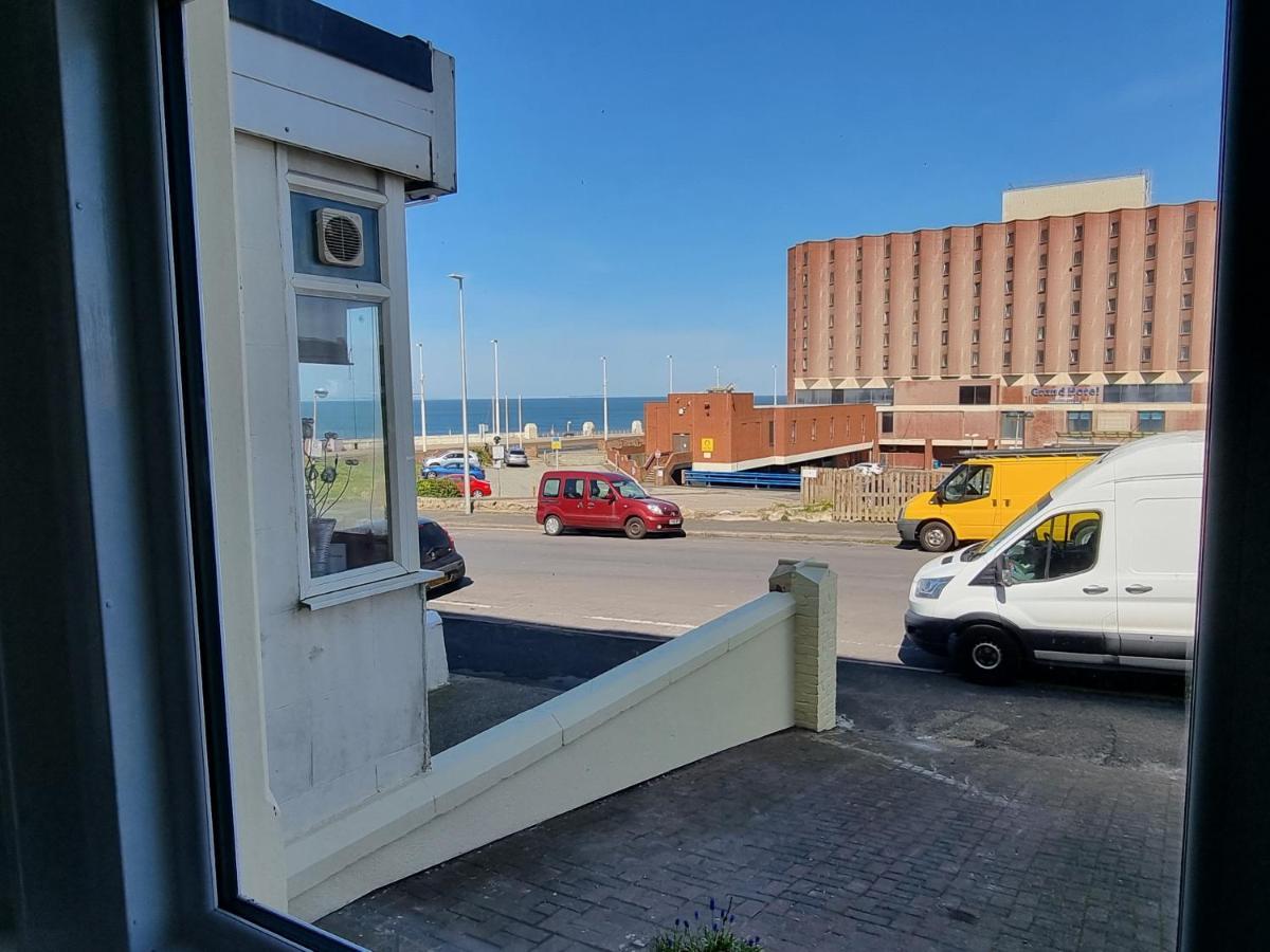 Granada Apartments Derby Road Blackpool Exterior photo